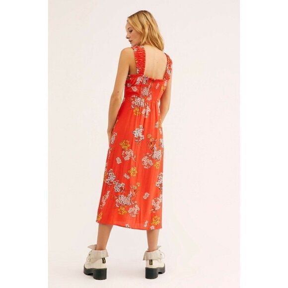 NEW FREE PEOPLE Sz M SCORPIO RISING FLORAL PRINTED SMOCKED MIDI DRESS - Picture 2 of 4